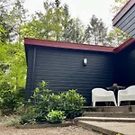 Kindvriendelijk Sfeervol Bosgeneugte Bij Zwembad Op De Veluwe *